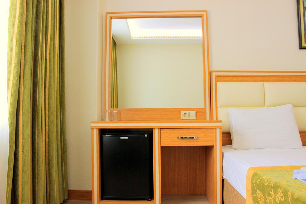 Hotel Buyuk Paris Istanbul Eksteriør billede