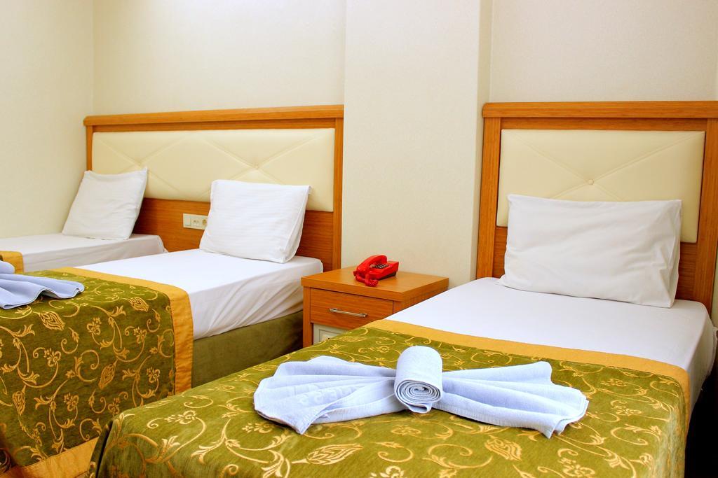 Hotel Buyuk Paris Istanbul Eksteriør billede